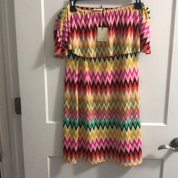 Trina Turk Dresses & Skirts - NWT Trina Turk Off The ShoulderMerci  Dress SZ S